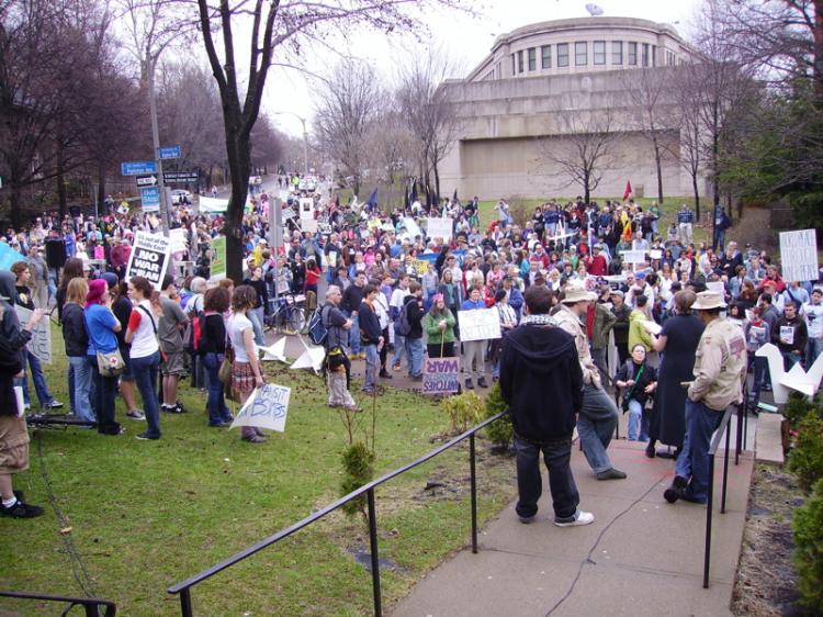 Rally on the steps o...
